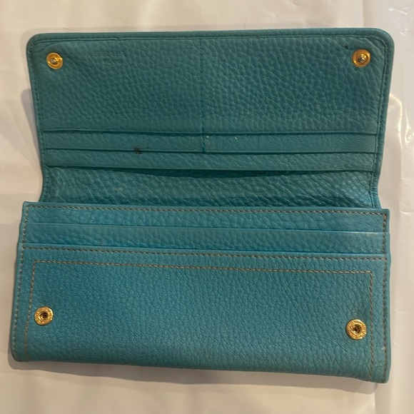 🔥🔥RARE Authentic Prada Vitello Daino Continental Wallet Turquoise - Picture 6 of 11